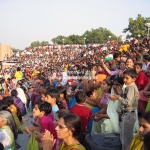 Spektakel an der Grenze zwischen Indien und Pakistan